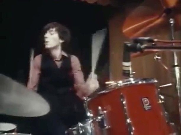 Buzzcocks – “Ever Fallen in Love”
LEGENDS 🇬🇧